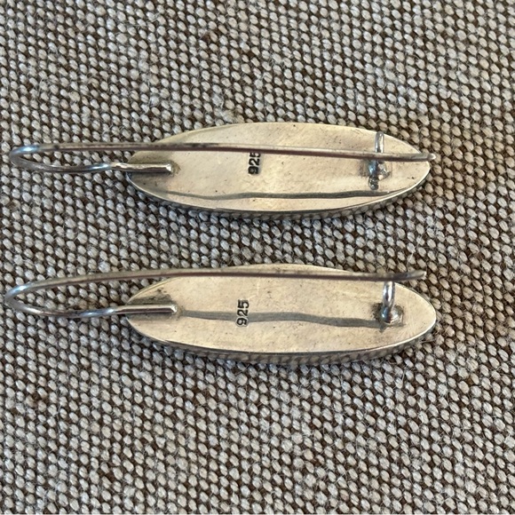 Elegant Sterling 925 Silver & Iridescent Abalone Pierced Dangle Earrings - Picture 4 of 6